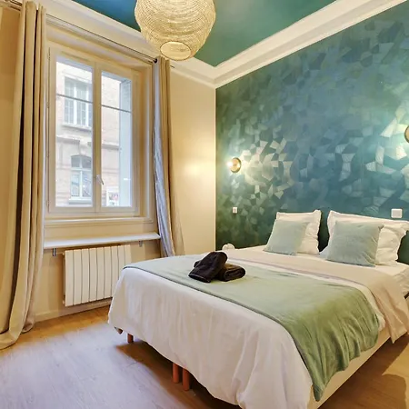 Charming Flat, Quartier Latin With A Private Cinema * Parigi