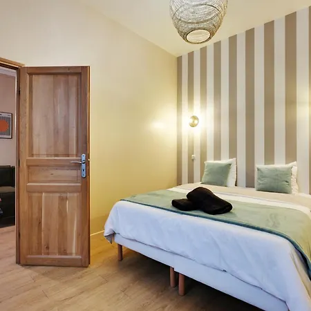 Charming Flat, Quartier Latin With A Private Cinema Parigi
